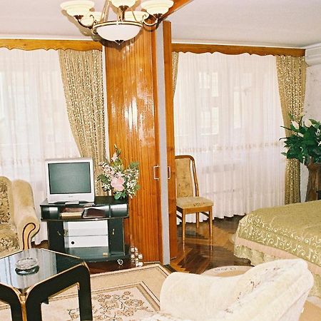 Viktoria Hotel Odessa Exterior foto