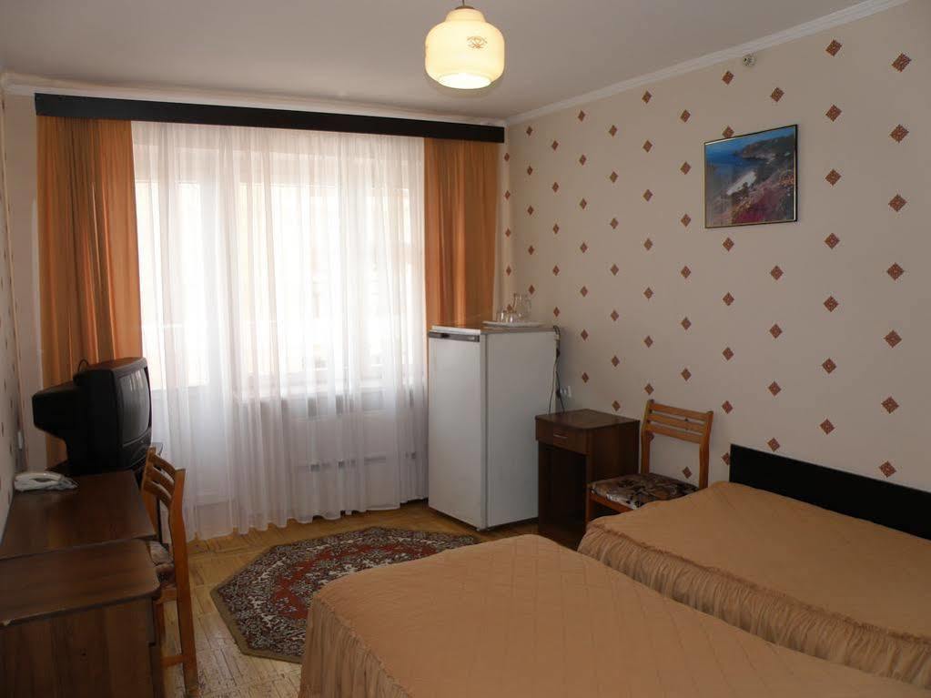 Viktoria Hotel Odessa Exterior foto
